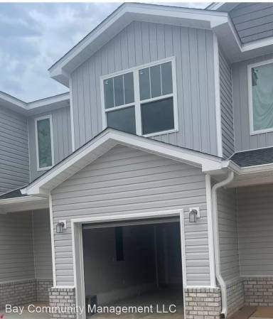 Main picture of 957 Skylark Rd