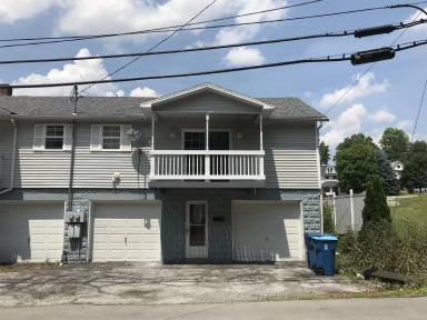 Main picture of 105 Morrison St