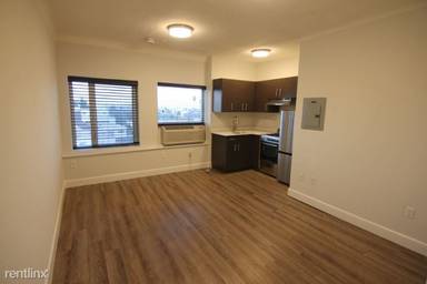 Main picture of 1417 N Bronson Ave