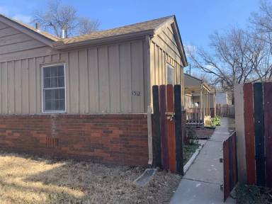 Main picture of 1512 S Pattie St
