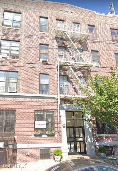Main picture of 270 Van Siclen Ave
