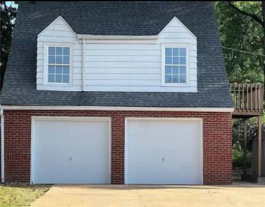 Main picture of 526 Grace St