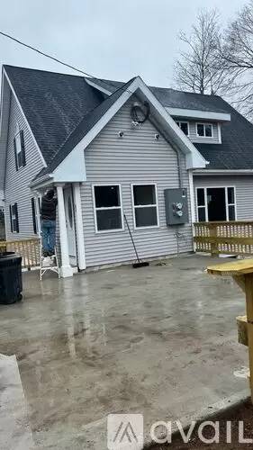 Main picture of 4 Minerva Ave