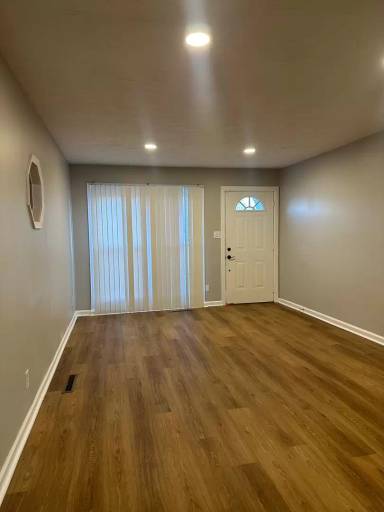 Main picture of 4607 E Livingston Ave
