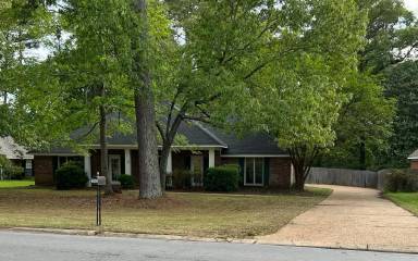 Main picture of 505 Parkway Rd