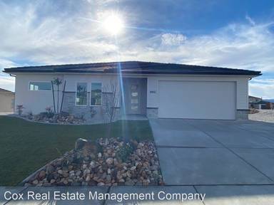 Main picture of 1802 E Yant Flat Dr