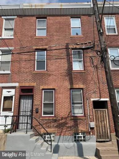 Main picture of 2724 E Thompson St