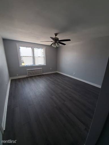 Main picture of 2100 E Washington Ln