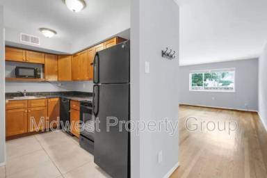 Main picture of 2507 S Big Bend Blvd