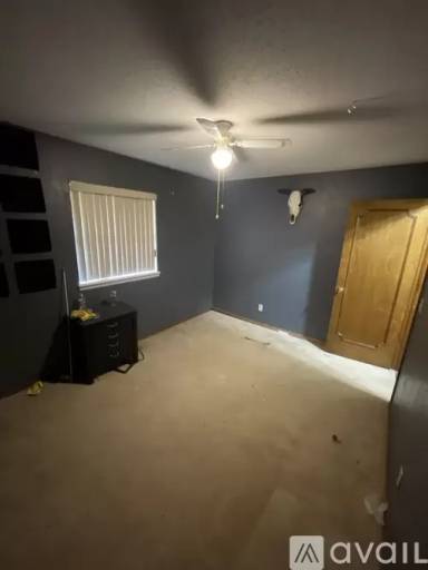 Main picture of 5821 NW 89th St