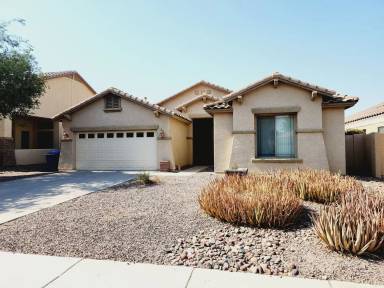 Main picture of 2054 E Locust Dr