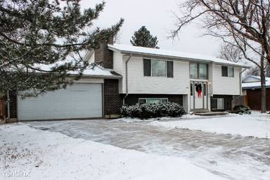 Main picture of 3680 E Orchard Rd