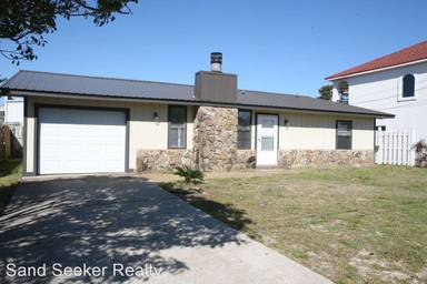 Main picture of 16812 Castile Ave