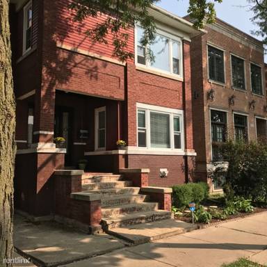 Main picture of 4733 N Maplewood Ave