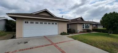 Main picture of 4692 Stanton Ave