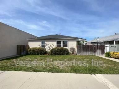 Main picture of 17219 Crenshaw Blvd