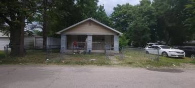 Main picture of 1316 W 22nd St