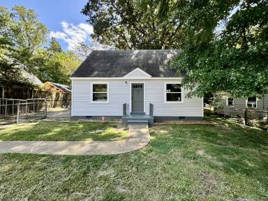Main picture of 1012 Nancy Ln