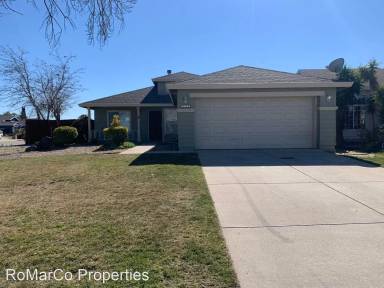 Main picture of 653 Miller Dr