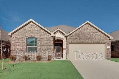 Main picture of 1621 Lake Grove Dr
