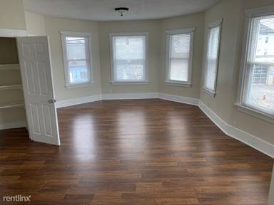 Main picture of 473 N Front St
