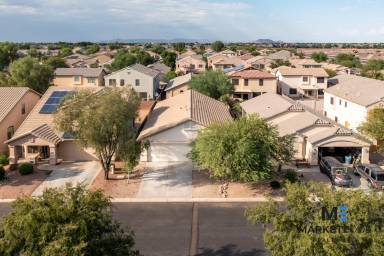 Main picture of 44810 W Sage Brush Dr