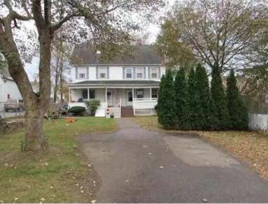 Main picture of 69 Clark St