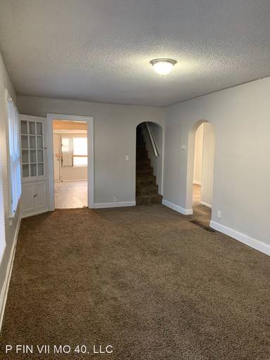 Main picture of 3527 Mersington Ave