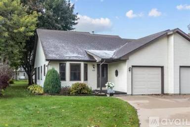 Main picture of 1195 Apple Ct