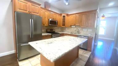 Main picture of 529 84th St