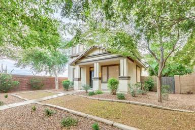 Main picture of 3844 E Yeager Dr