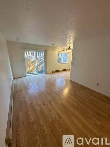 Main picture of 2311 SE Division St
