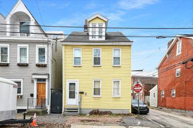 Main picture of 54 S 19th St