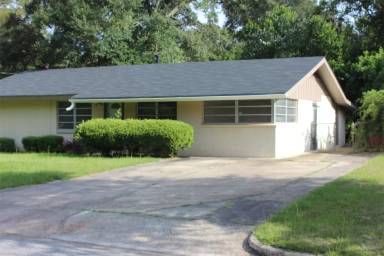 Main picture of 2506 Brierwood Dr
