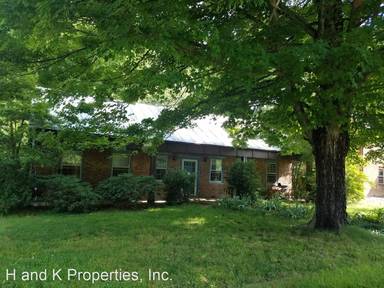 Main picture of 533 S River Rd