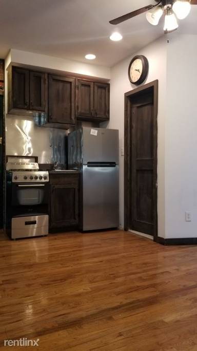 Main picture of 520 East 14th St