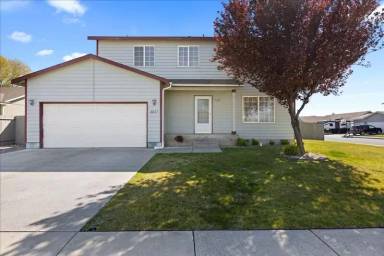 Main picture of 2802 S Underwood St