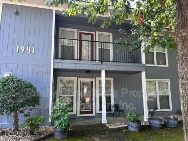 Main picture of 1941 Sardonyx Rd