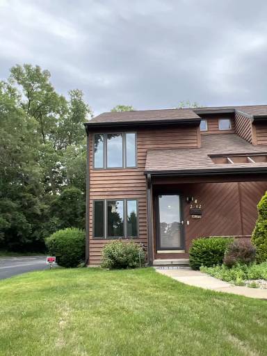 Main picture of 2742 Pleasant View Dr