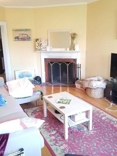 Main picture of 10 Dana St