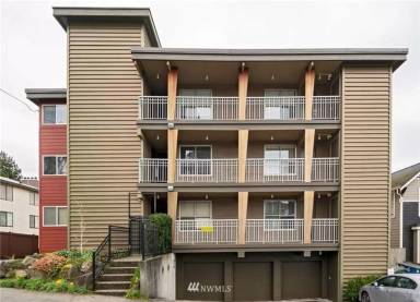 Main picture of 121 N 46th St