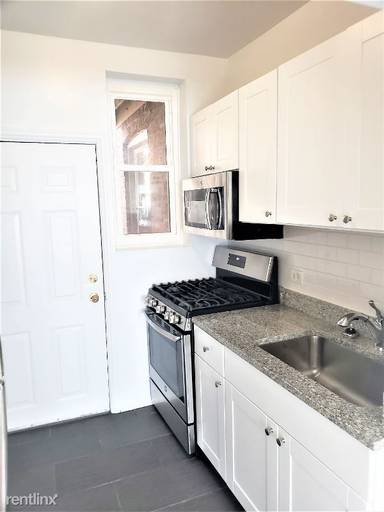 Main picture of 2359 N Drake Ave