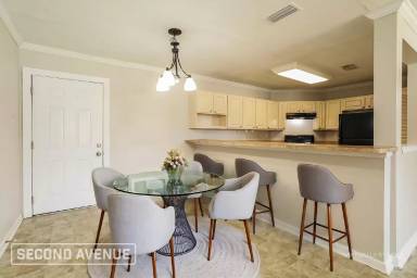 Main picture of 4102 Angol Pl