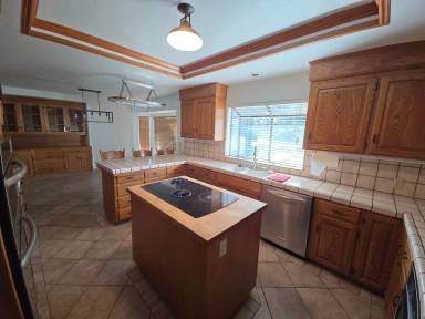 Main picture of 1031 Hoyer Rd