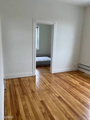 Main picture of 4925 Bergenline Ave