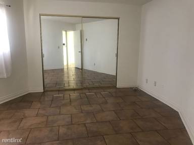 Main picture of Marina Gateway Condos Del Rey