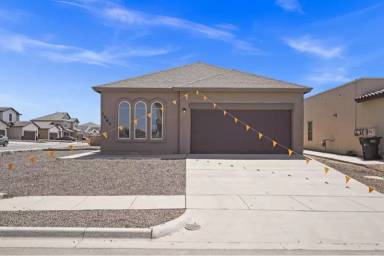 Main picture of 1060 Summer Rain St