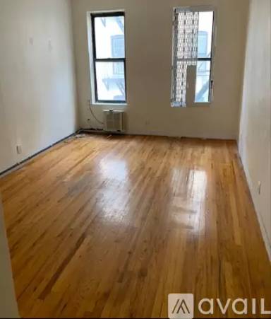 Main picture of 625 E 11th St