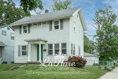 Main picture of 553 Hampton Ave