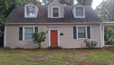 Main picture of 106 S Woodlawn Ave